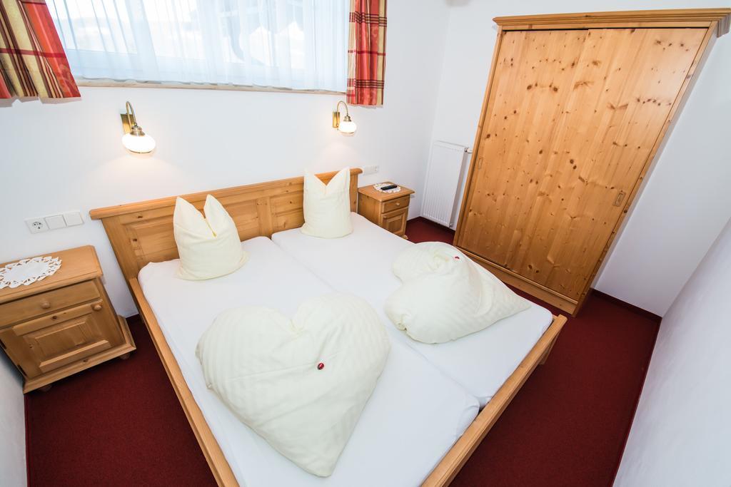 Aparthotel Ederhof Schlanitzen Quarto foto