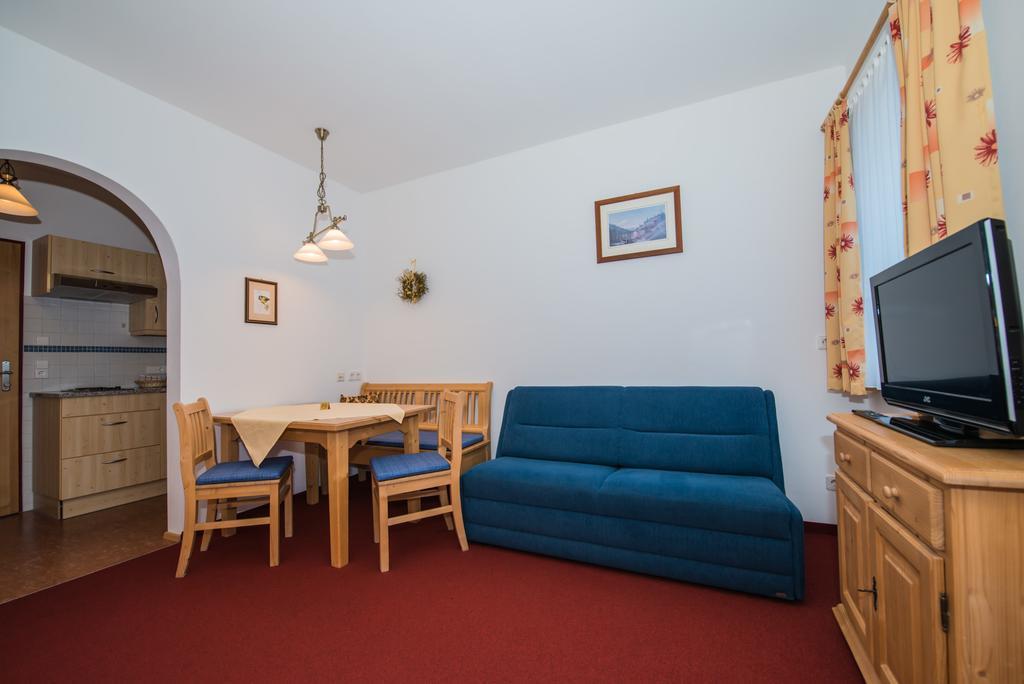 Aparthotel Ederhof Schlanitzen Quarto foto